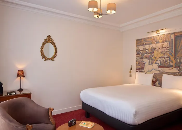 Timhotel Tour Montparnasse 3*