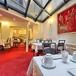 Timhotel Tour Montparnasse Hotel 3*
