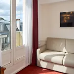 Timhotel Tour Montparnasse 3*