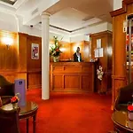 מלון Timhotel Tour Montparnasse 3*