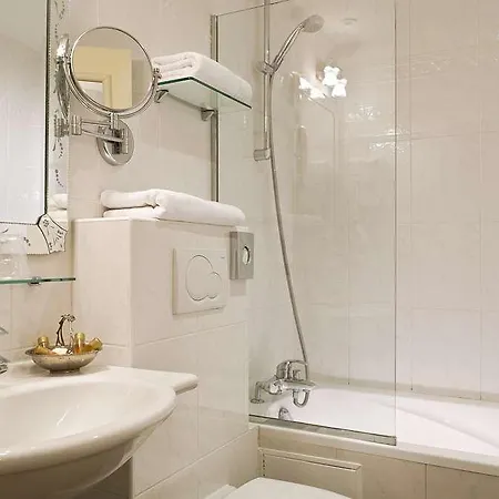 Timhotel Tour Montparnasse