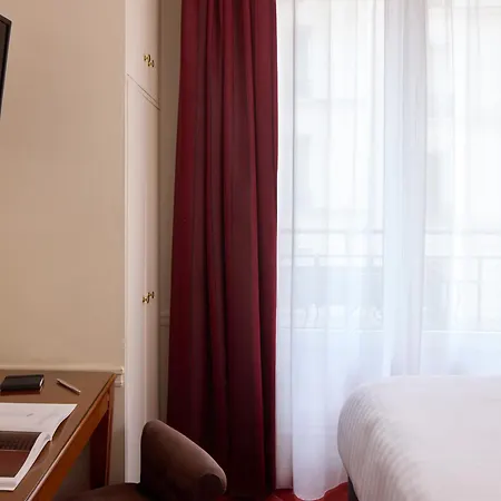 Timhotel Tour Montparnasse Hotel 3*