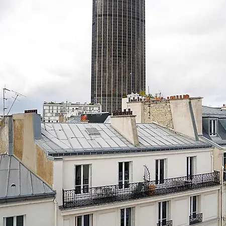 Hotel Timhotel Tour Montparnasse 3*