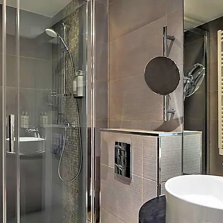 Timhotel Tour Montparnasse París
