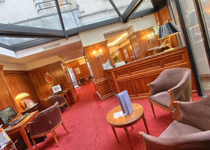 蒙巴纳斯大厦提姆酒店 酒店