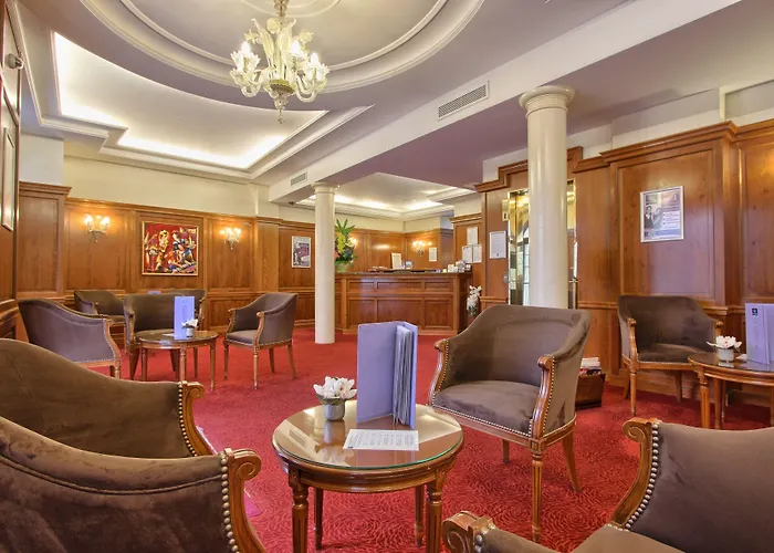 酒店 蒙巴纳斯大厦提姆酒店 3*