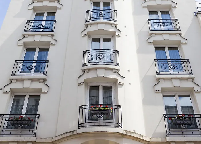 蒙巴纳斯大厦提姆酒店