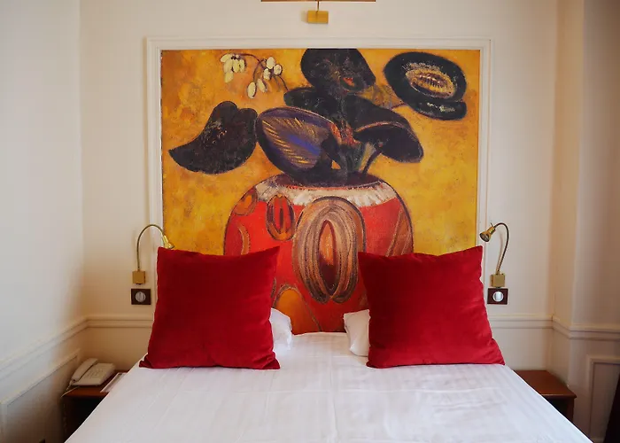 蒙巴纳斯大厦提姆酒店