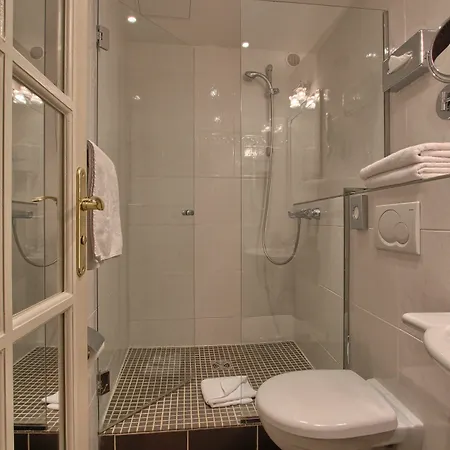 Timhotel Tour Montparnasse 3* Párizs